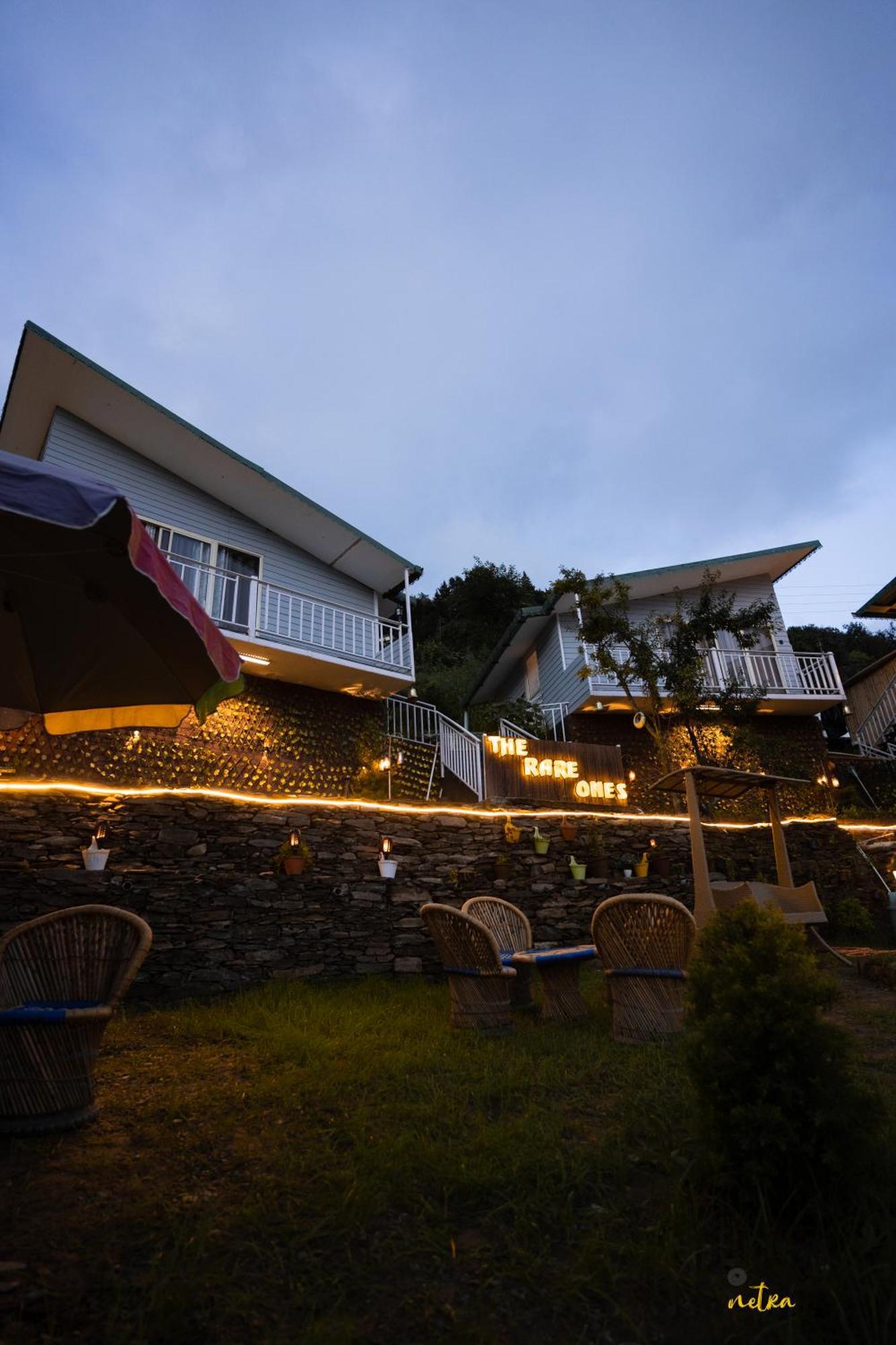 The Rare One'S Mukteshwar - Resort & Cafe Eksteriør billede